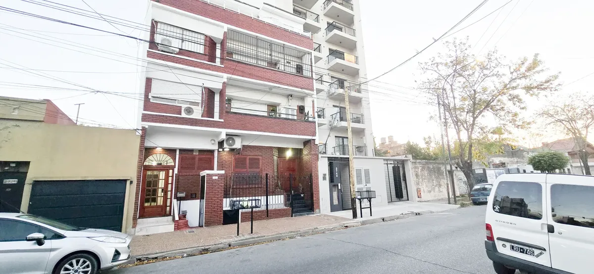 Hermoso 2 Ambientes Con Balcón Y Aire Listo Para Mudarse