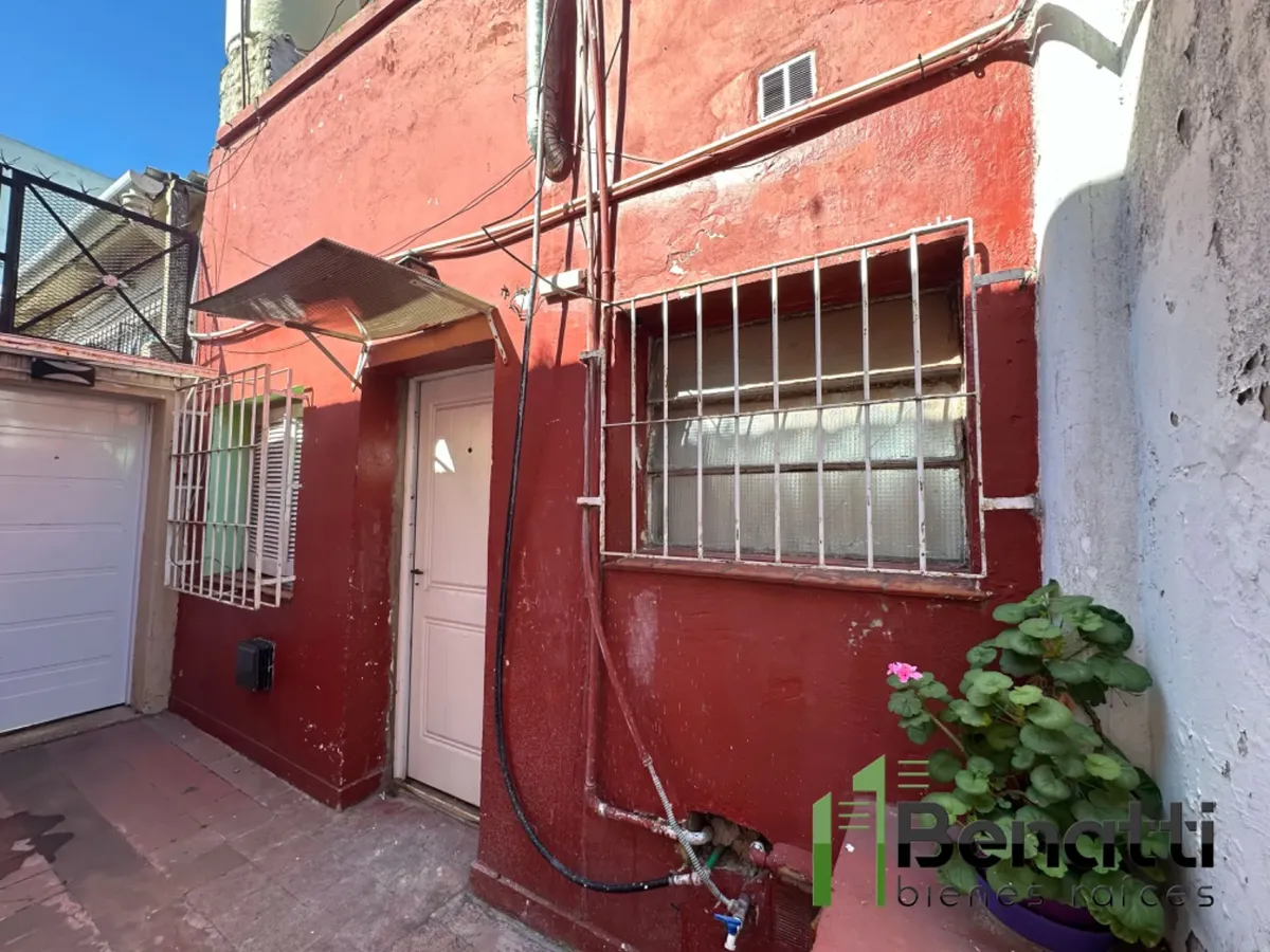 Departamento 2 1/2 A Metros De Acceso Oeste. Sin Expensas