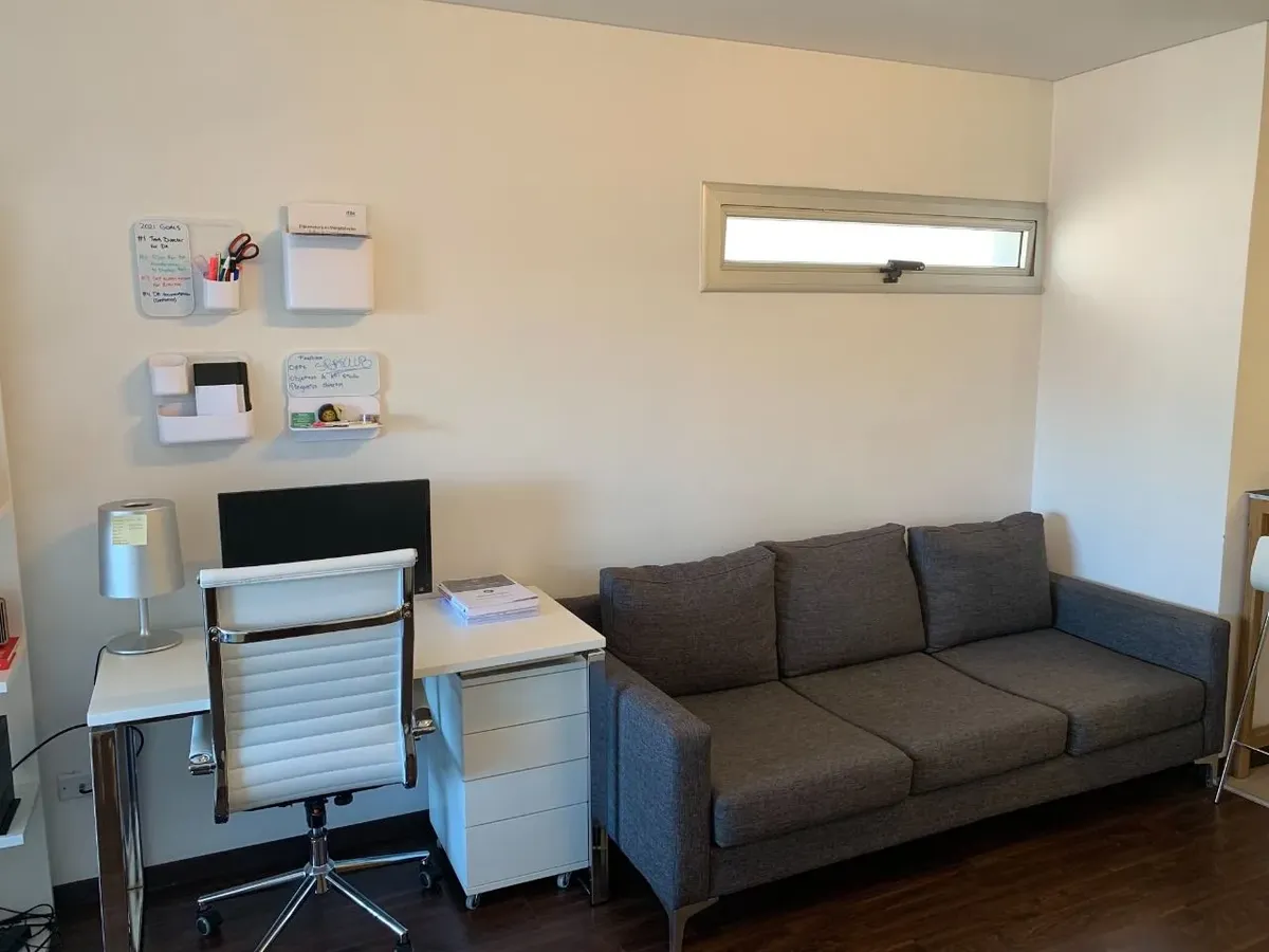 Alquiler Monoambiente Amueblado Con Balcon Al Frente En Colegiales