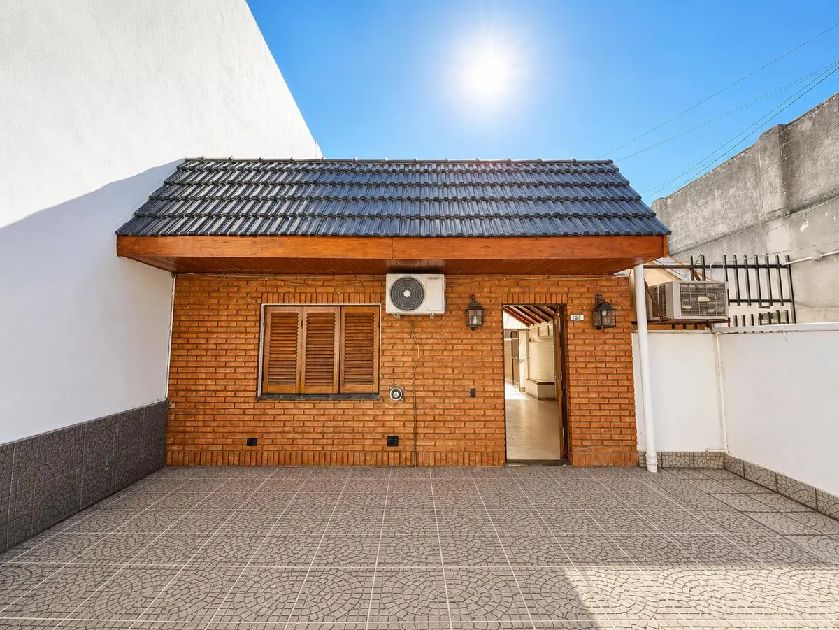 PH with patio and grill