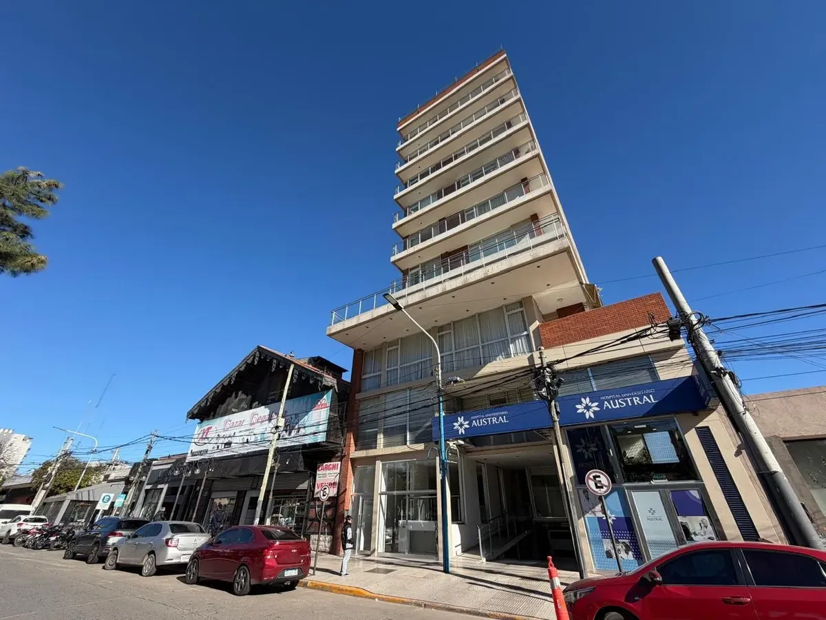 Departamento En Alquiler En Edificio Torre Central Plaza - Escobar - Id 6063