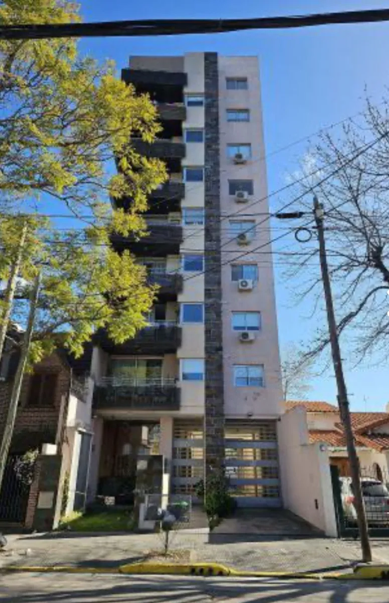 Departamento 4 Amb. En Alquiler En Monte Grande Con Cochera- Rodriguez 551