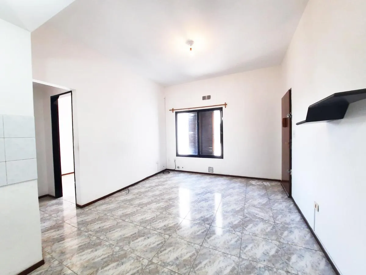 Alquiler Departamento 2 Amb 35 M2 Valentin Alsina