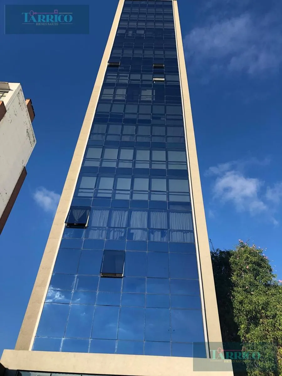 2-room apartment with large window