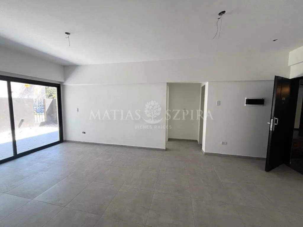 Alquiler Departamento 2 Ambientes Patio Parrila Y Cochera En Bewest