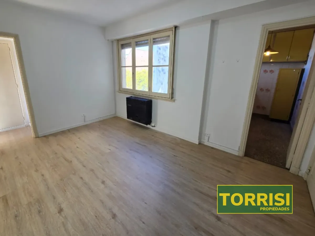 Alquiler 2 Amb C/balcón 38m2 - Av.caseros 2900 P. Patricios