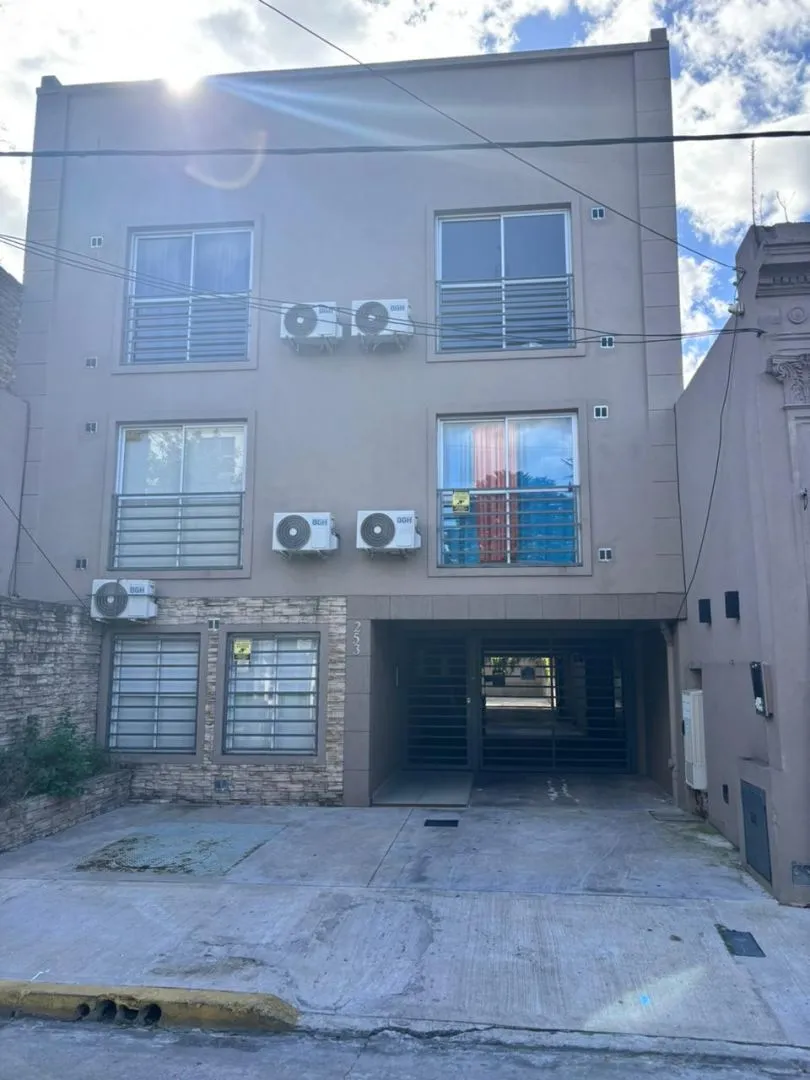 Departamento En Alquiler En Temperley