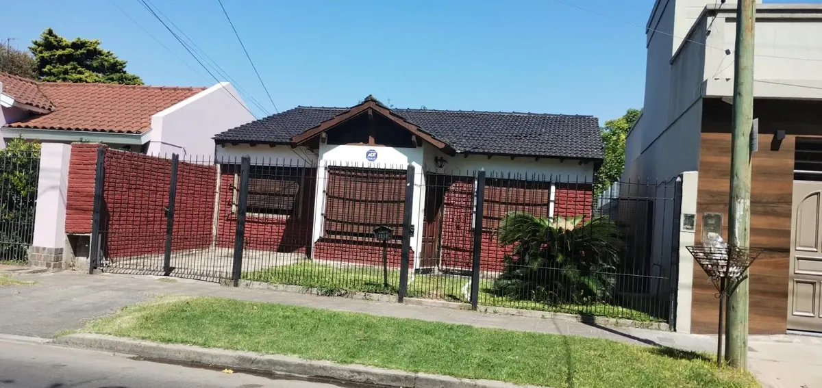 Alquiler Casa 4 Ambientes En Castelar