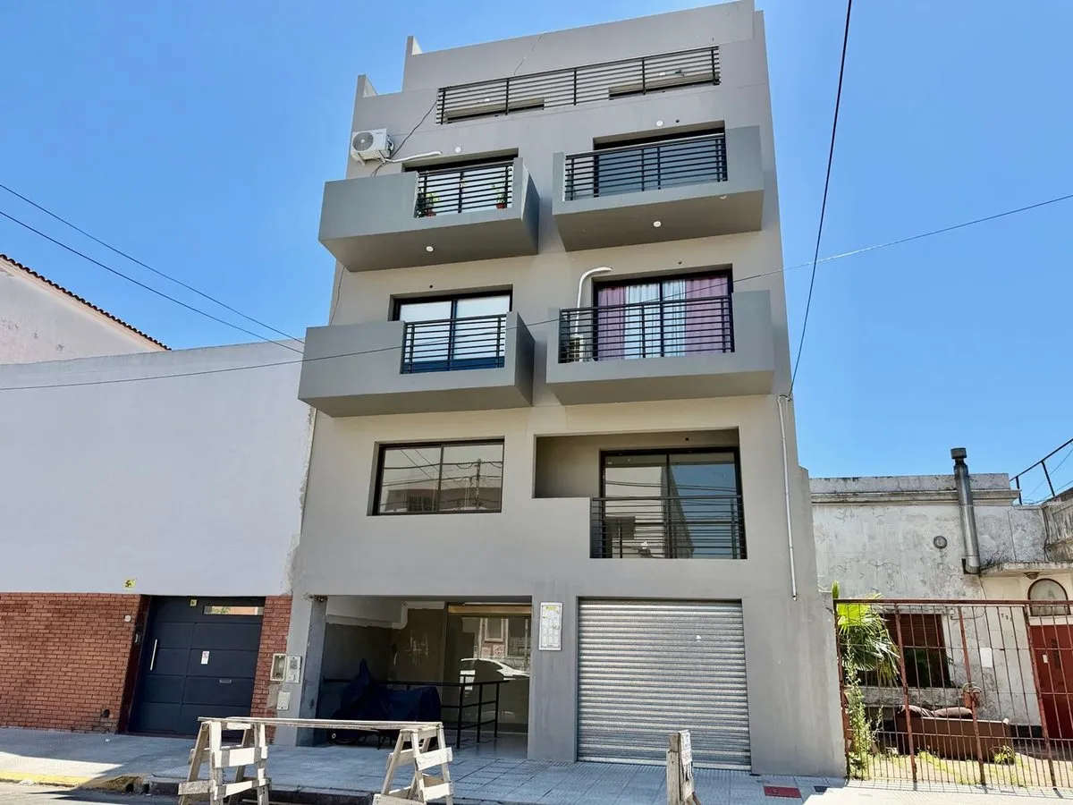 Alquiler Monoambiente Con Balcón Villa Luro