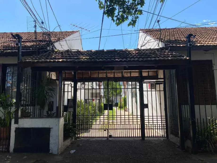 Duplex En Alquiler En Moron Centro