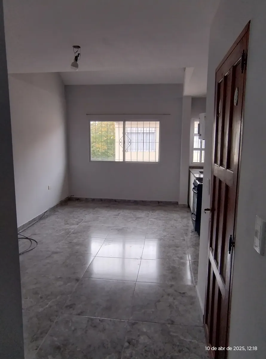 Alquiler Depto 2 Amb Zona Wilde Echeverria Y Av Manuel Belgrano $500.000+abl Y Serv ( No Expensa)