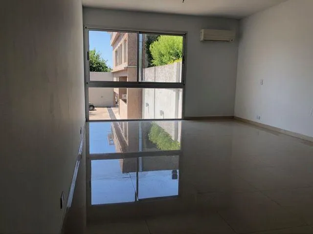 Студия 40 м², парковка