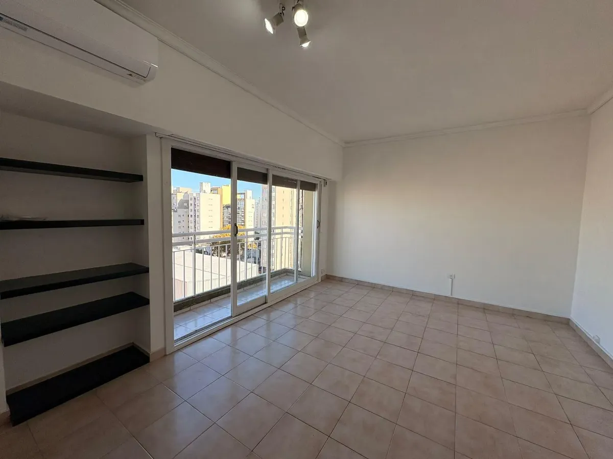 Studio com varanda e elevador