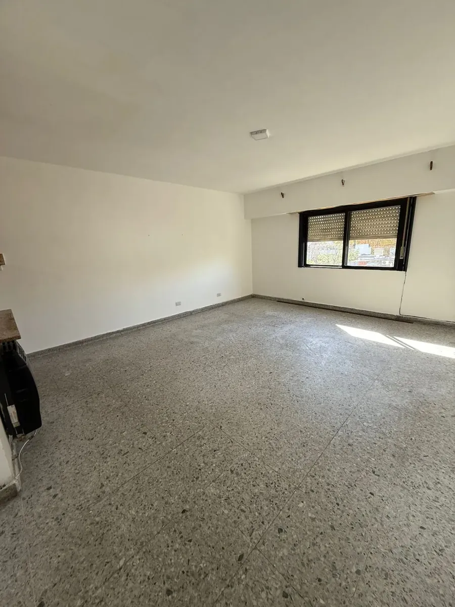 1 dormitorio, patio en Piñeyro