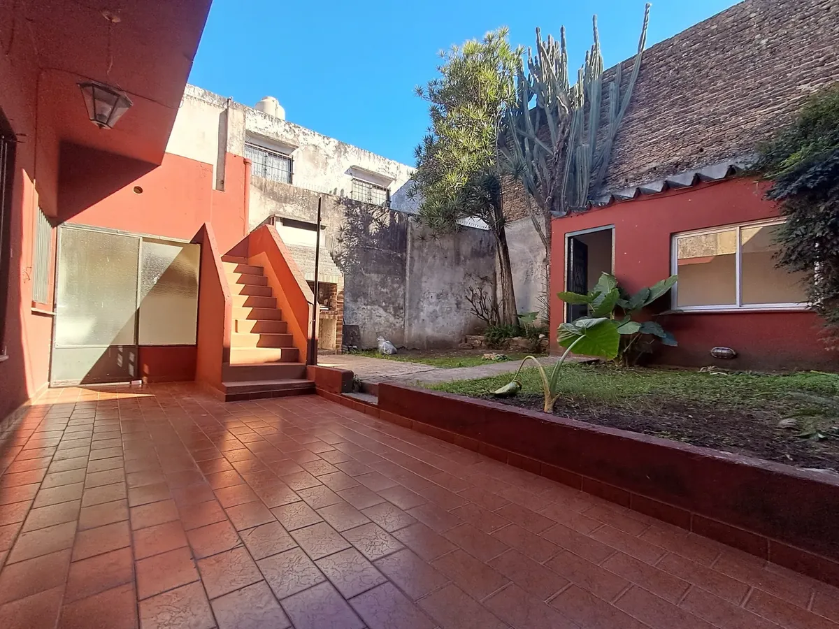 4-room house with garden