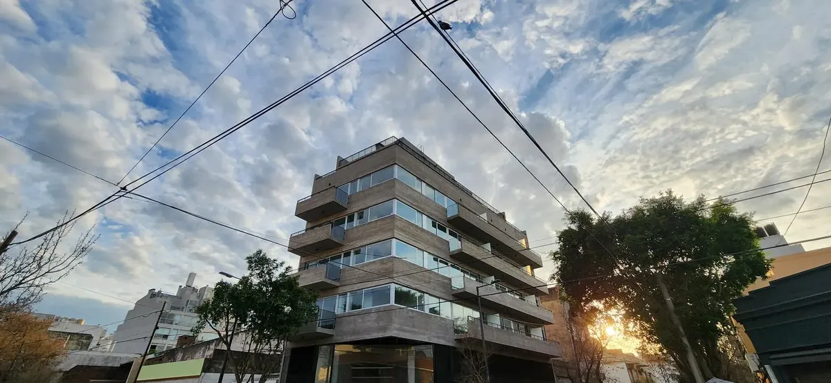 New 2BR apartment with balcony
