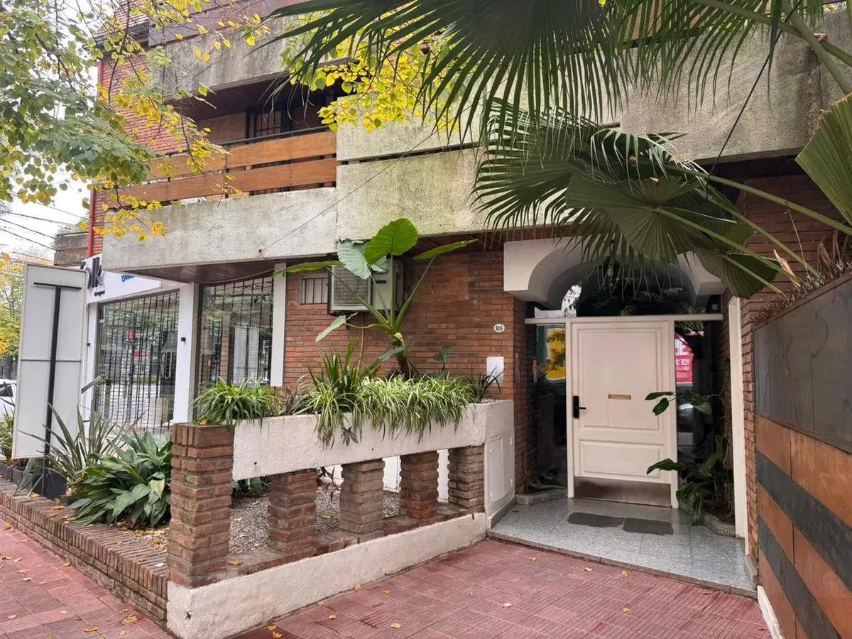Corner unit, terrace balcony, 1st floor