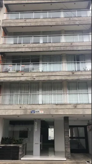 5 этаж, вид на улицу, балкон