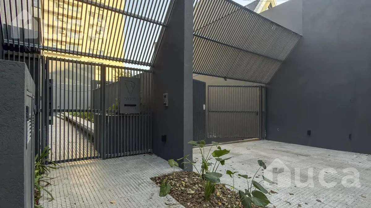 Private 10th-floor terrace, double parking