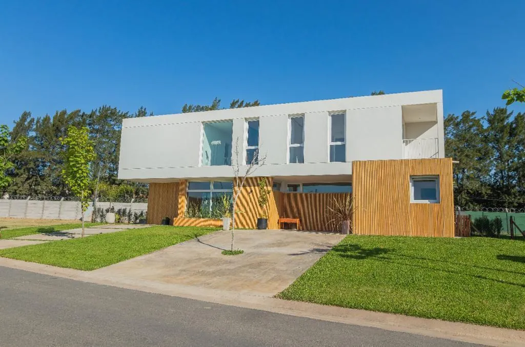 Casa em Nordelta com piscina