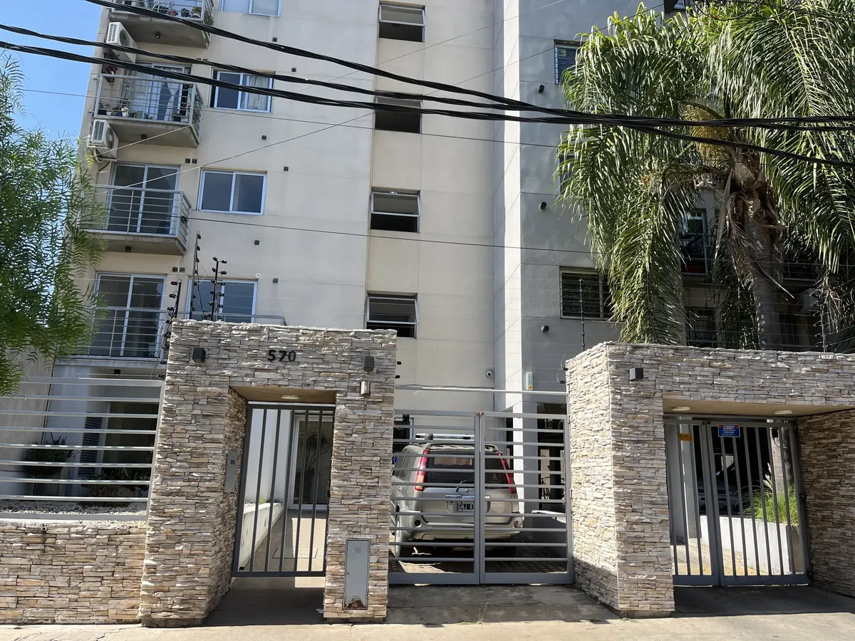 Departamento En Alquiler En Morón