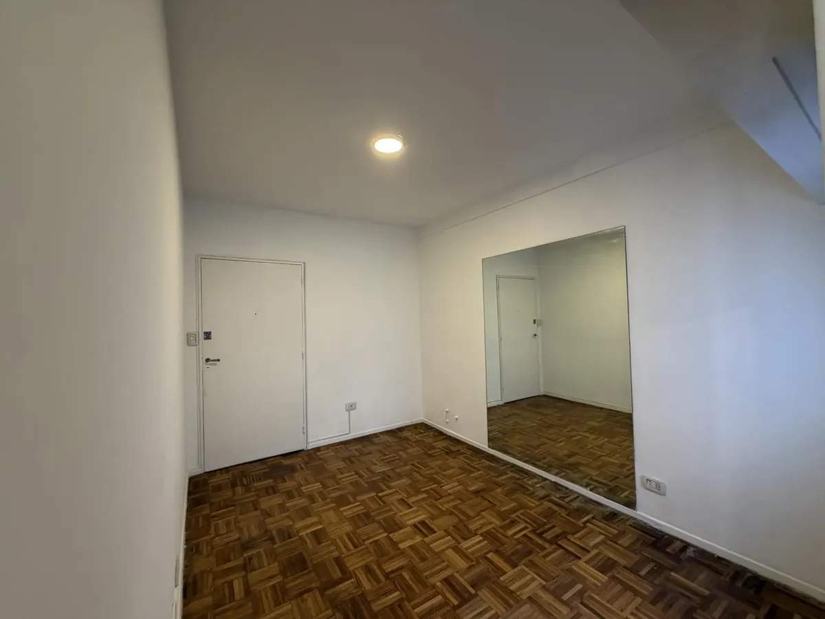 Depto Colegiales Limite Belgrano R Dos Ambientes Con Patio