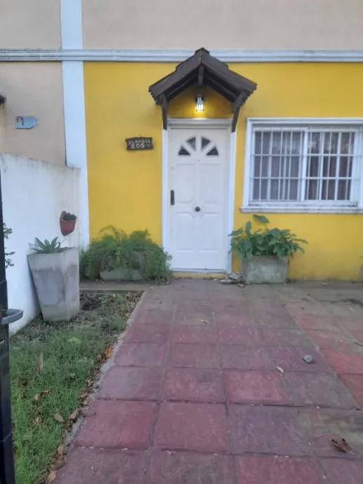 Duplex En Alquiler En Moreno Sur