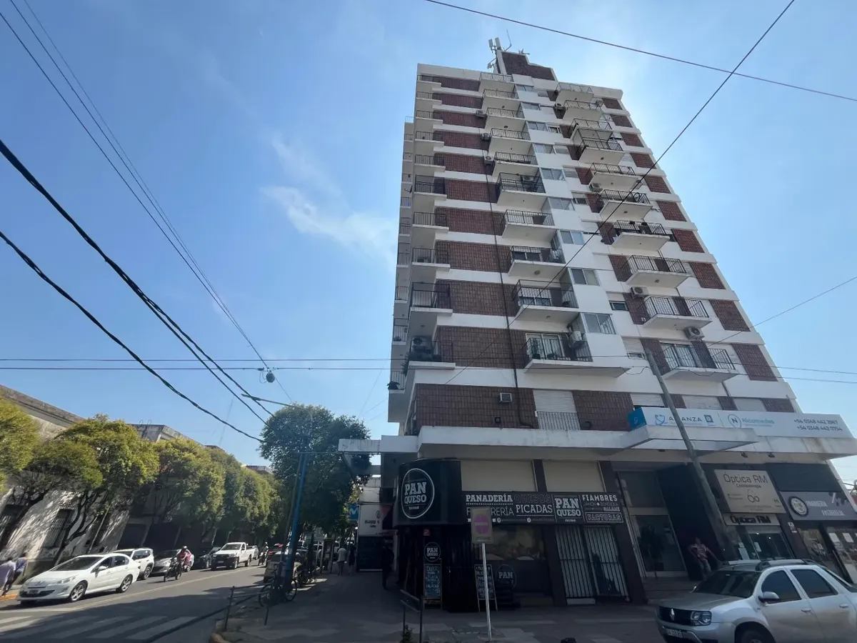 Alquiler Departamento Belén De Escobar Con Cochera