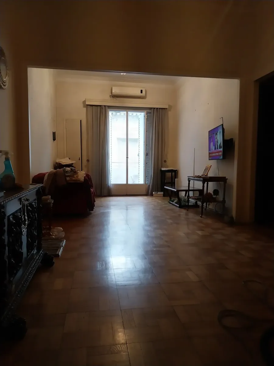 3 Ambientes Con Dependencia Edificio Señorial De Estilo