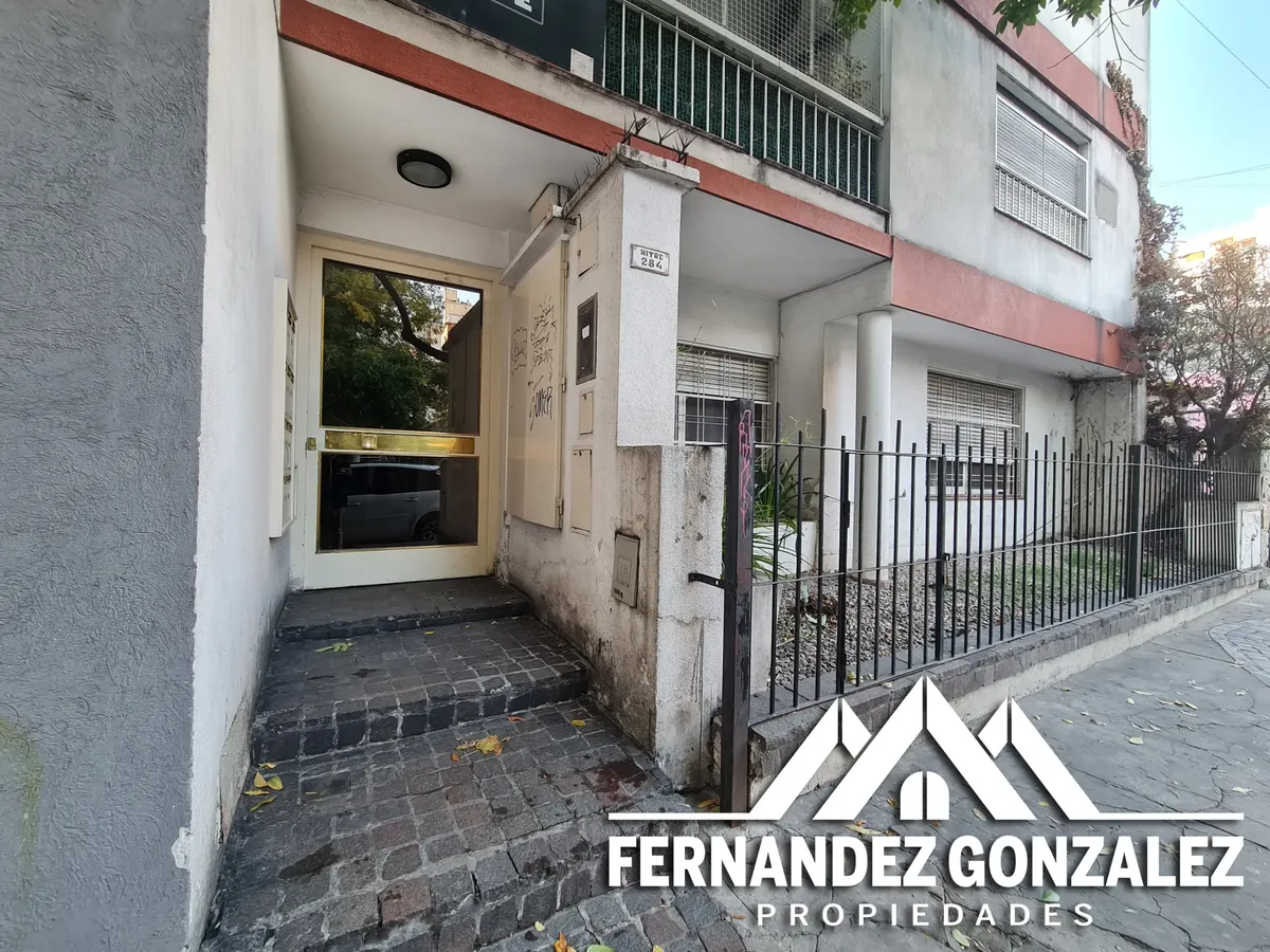 Alquiler De Departamento De 3 Amb. En Las Lomitas A 1 Cdra. De H. Yrigoyen Y 5 De La Estación De Lomas De Zamora