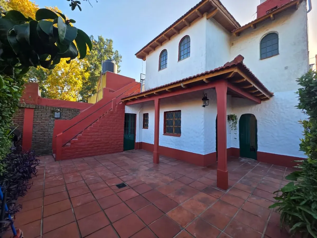 Departamento A 250mts De Av. H. Yirigoyen
