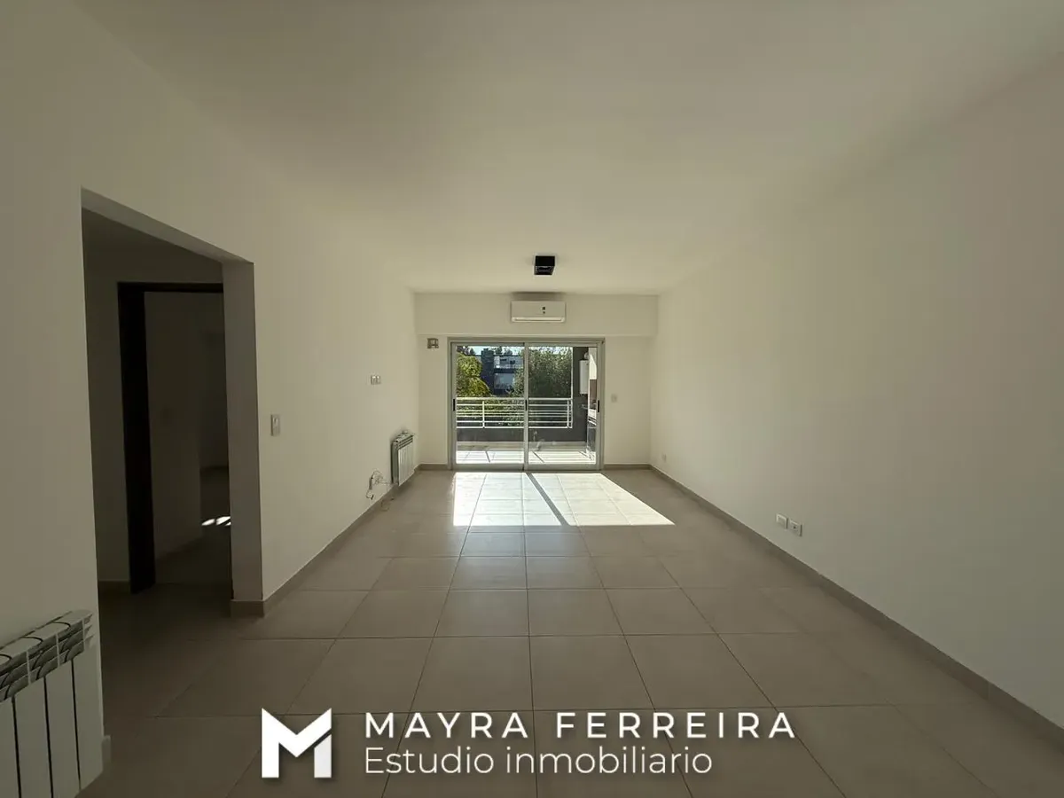 Departamento 2 Ambientes En Alquiler En Ayres De Canning Con Balcón Y Terraza