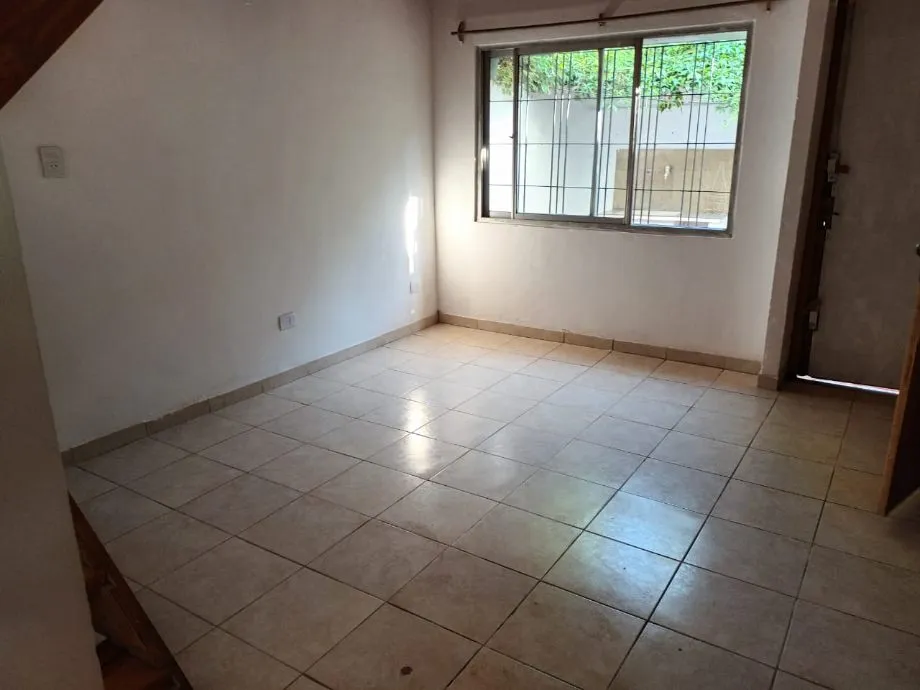 Casa Ph En Alquiler En Victoria