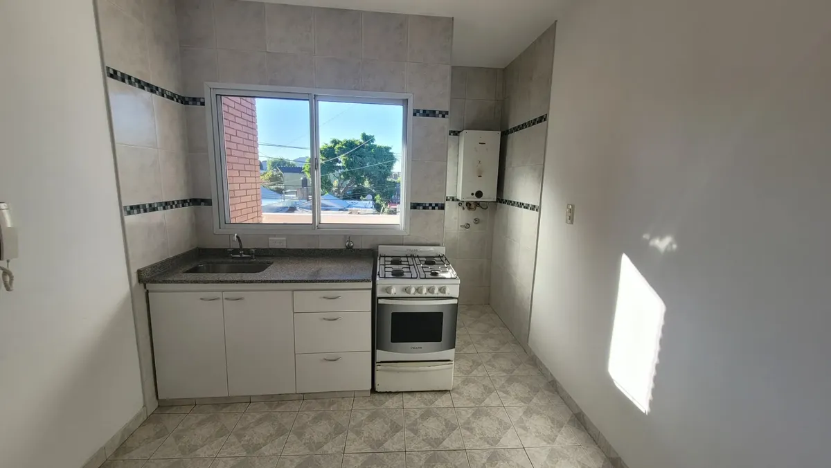 Alquiler Departamento De Dos Ambientes