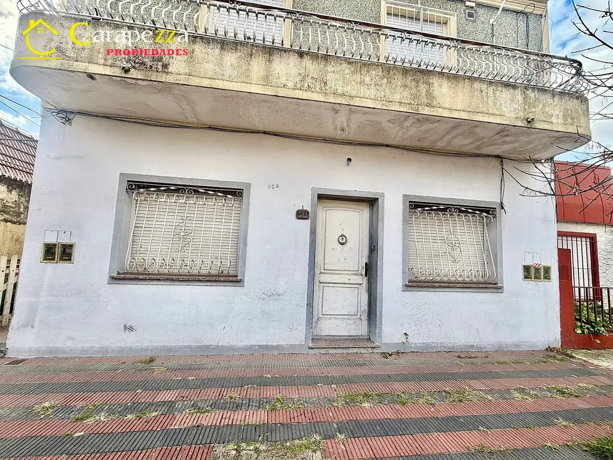 Departamento 2 Amb En Alquiler En Caseros / Sin Expensas