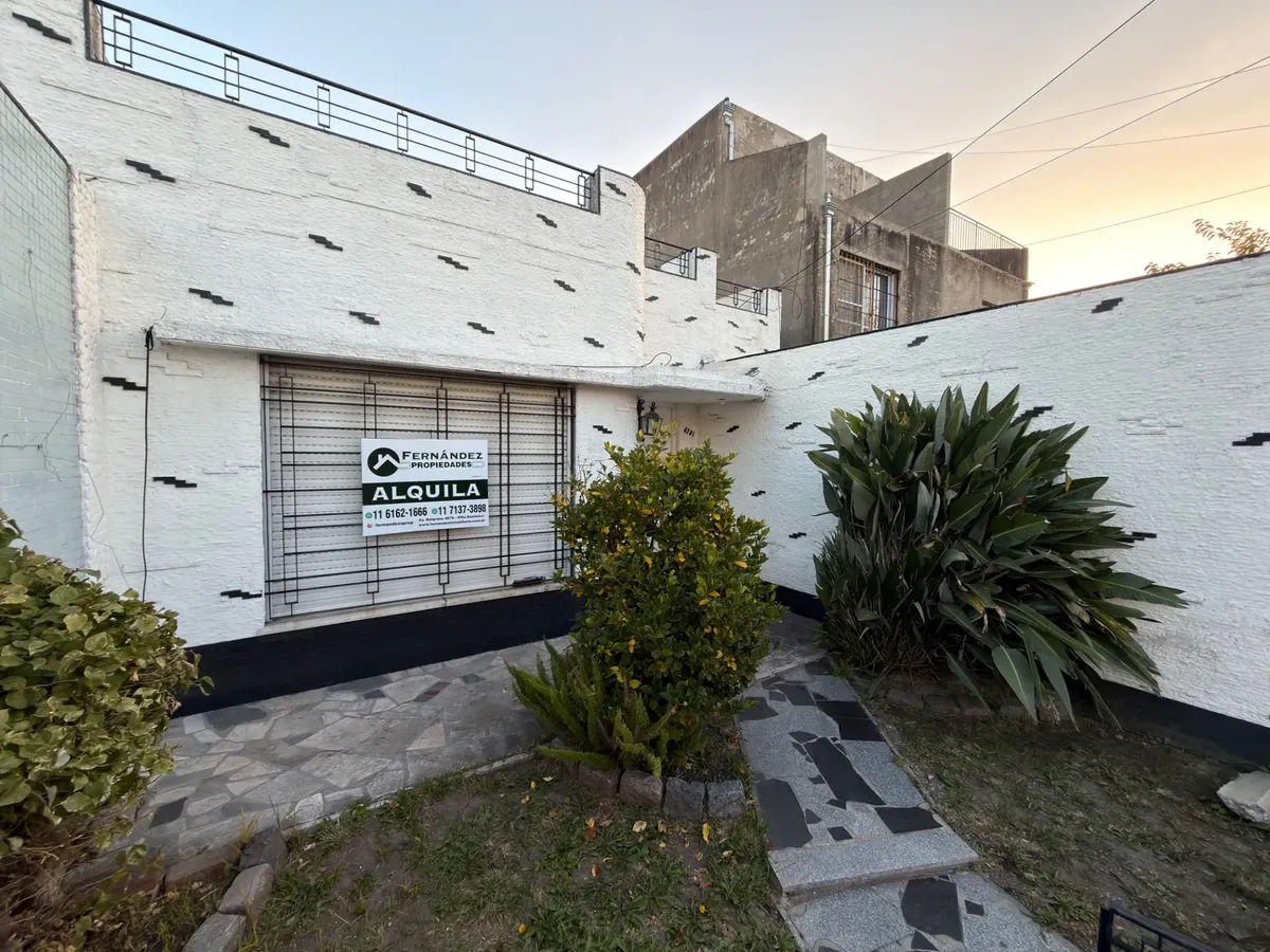 3-room house with terrace