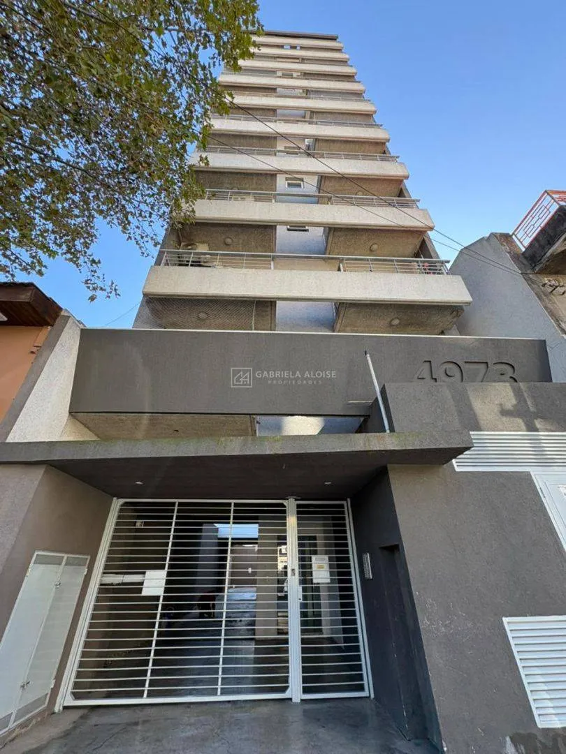 Alquiler De Departamento Monoambiente En Zona Centro, Caseros