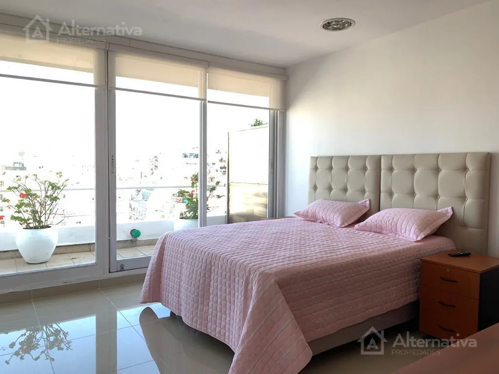 Studio mobiliado com varanda