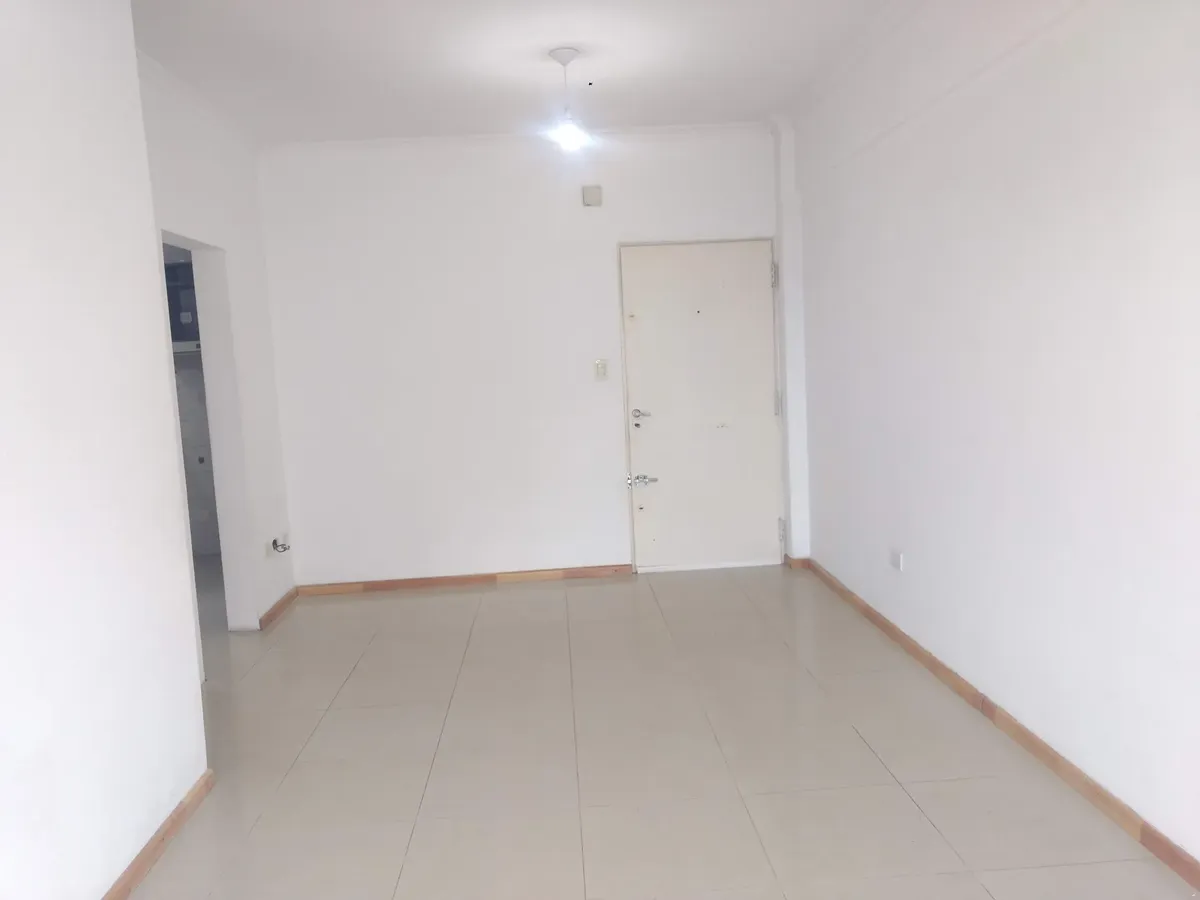 Alquiler Departamento 3 Ambientes Con Cochera Wilde Avellaneda