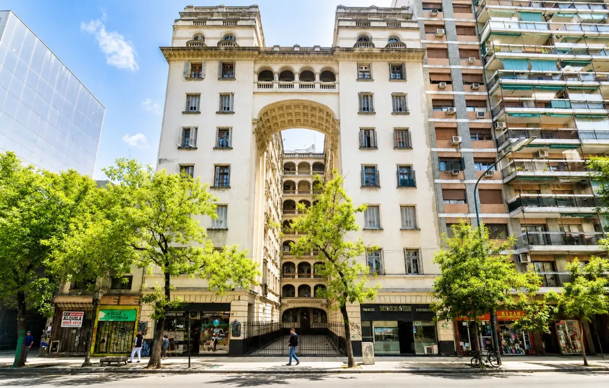 Alquiler Depto 3 Amb En Edificio Del Arco - Caba