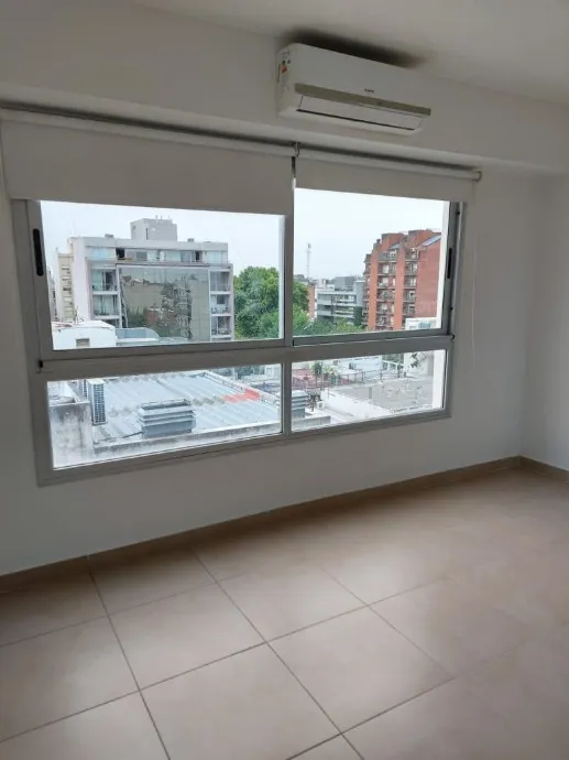 Monoambiente En Alquiler En Castelar Norte