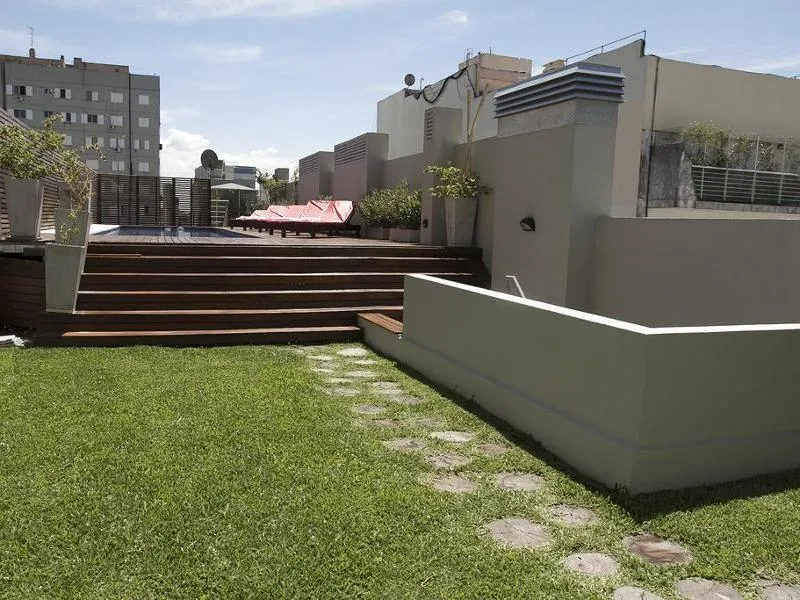 Frente Hospital Italiano, mobiliado