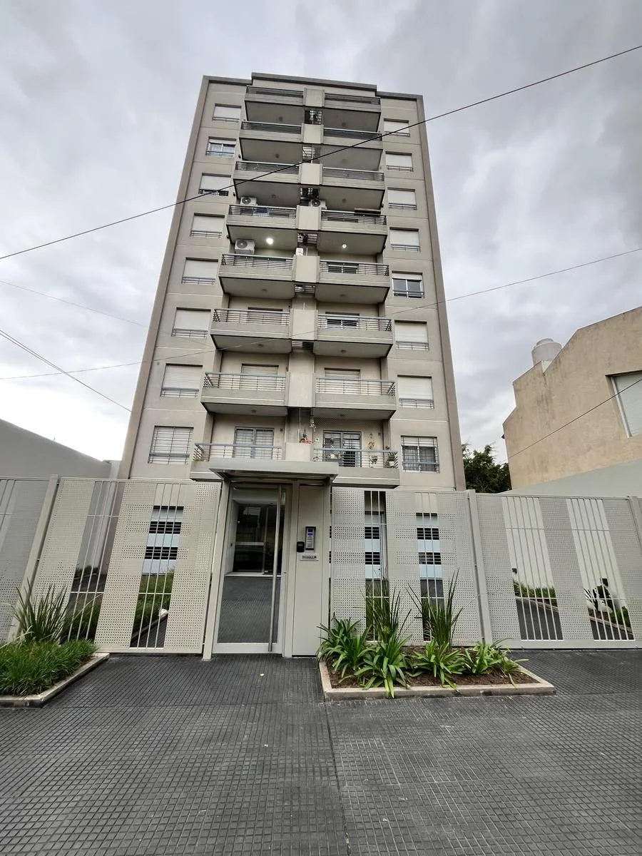 Alquiler De Departamento En Moron Sur