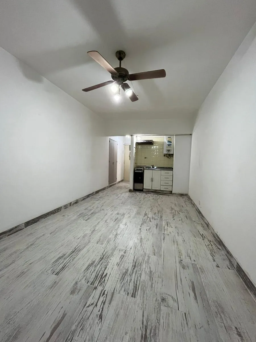 Alquiler En Monserrat Monoambiente Ideal Para Estudiantes De 1 Ambiente Lateral En Piso 6°