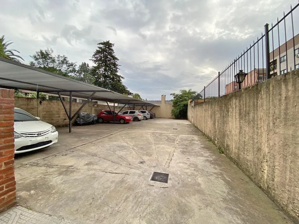 Departamento 2 Amb En 3º Piso Con Cochera - Merlo