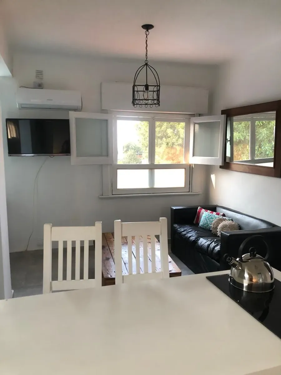 Upstairs PH with terrace patio