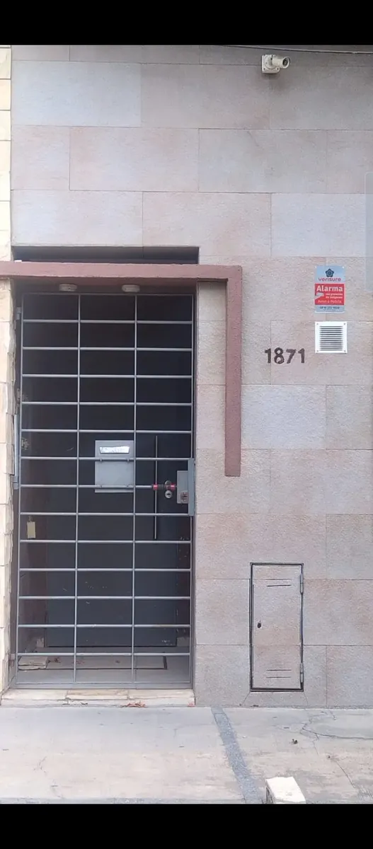 1º andar por escada com pátio
