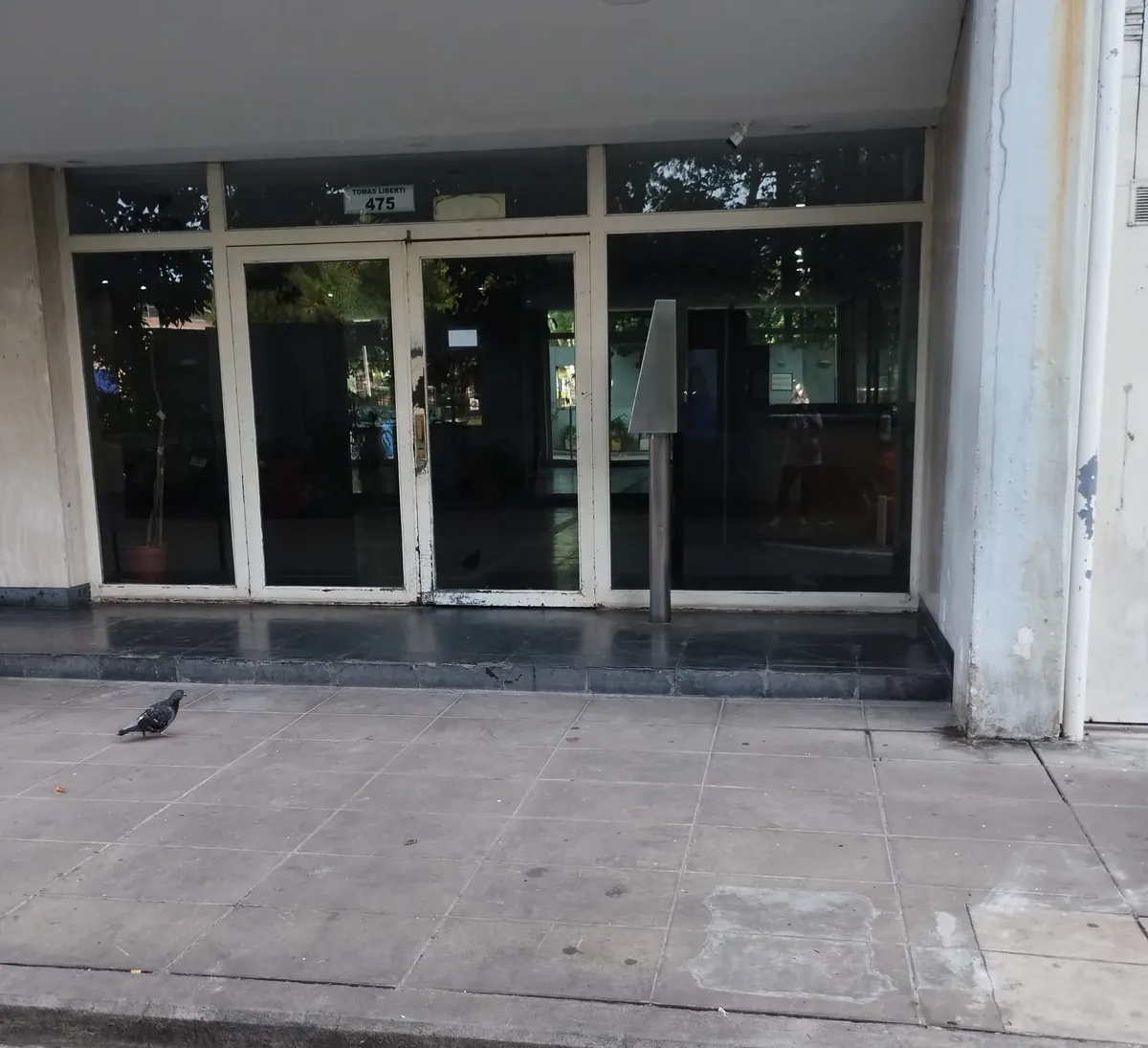 Es Un Departamento Luminoso Que Se Encuentra En El Barrio De La Boca, A 10 Cuadras Del Estadio De Boca, A 15 Cuadras De La Casa Rosada, Muy Cerca Del Barrio De San Telmo, Puerto Madero