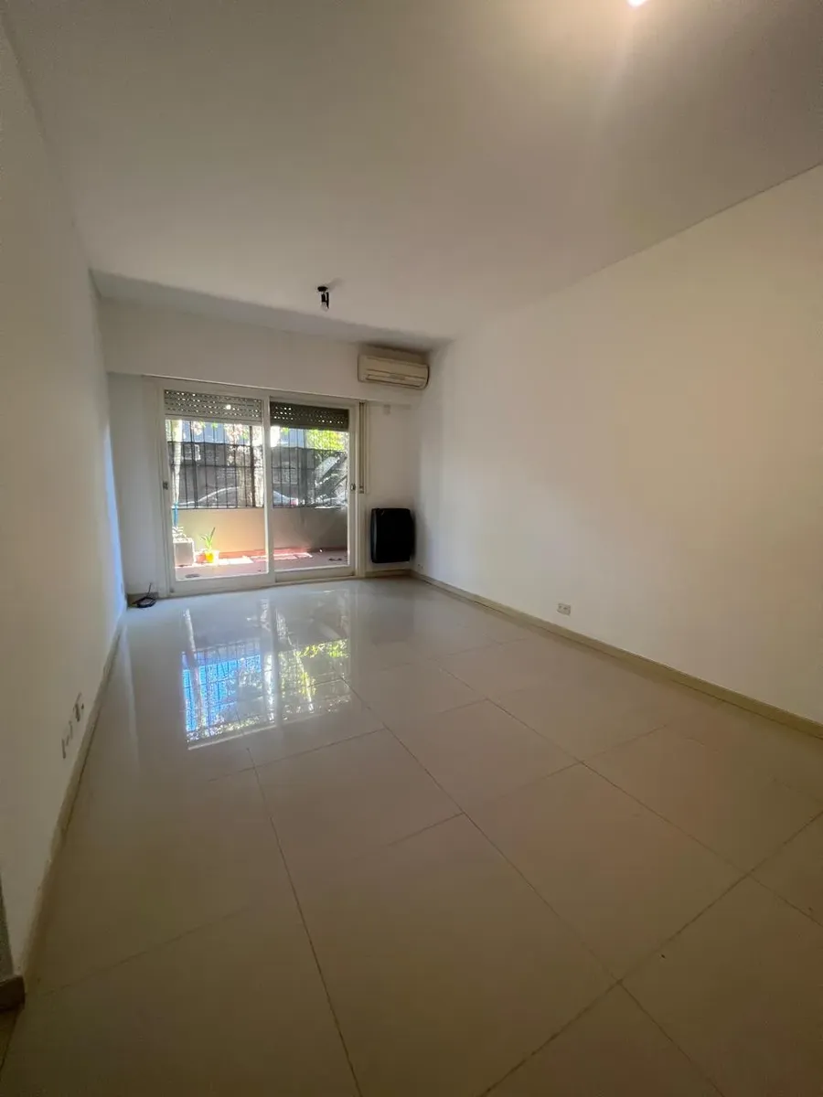 Departamento De 2 Ambientes En Victoria, Pb, Zona Plaza Dorrego