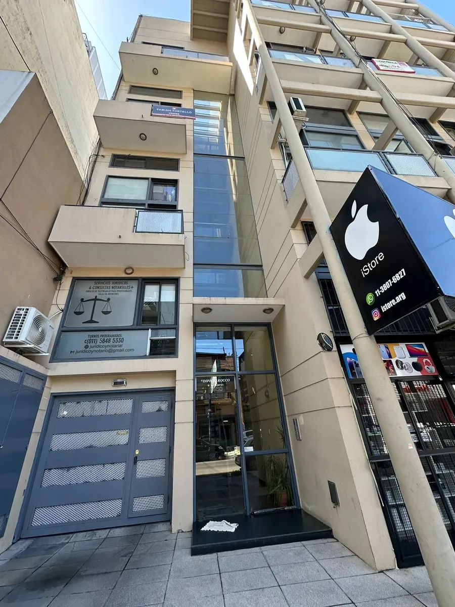 Front-facing 2-room duplex